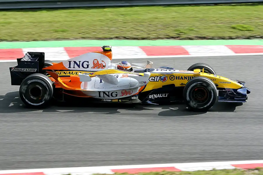 078 | 2007 | Spa-Francorchamps | Renault R27 | Heikki Kovalainen | © carsten riede fotografie