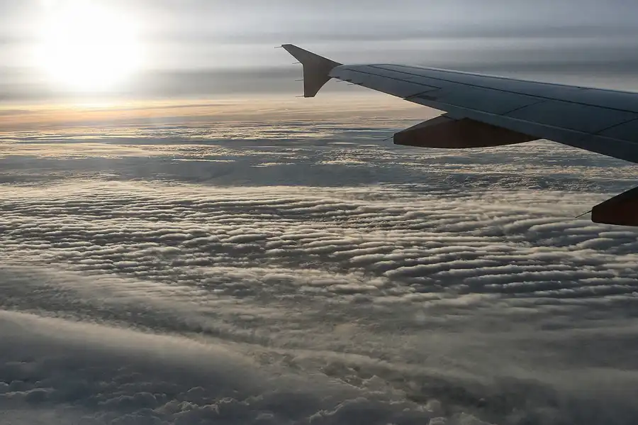 094 | 2008 | Flug Berlin – Barcelona | © carsten riede fotografie