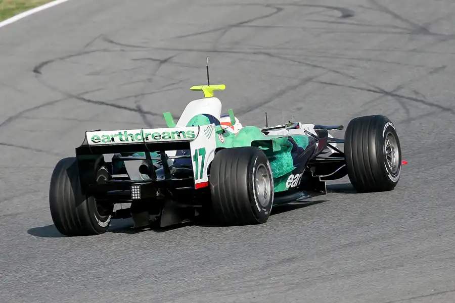 083 | 2008 | Barcelona | Honda RA108 | Rubens Barrichello | © carsten riede fotografie
