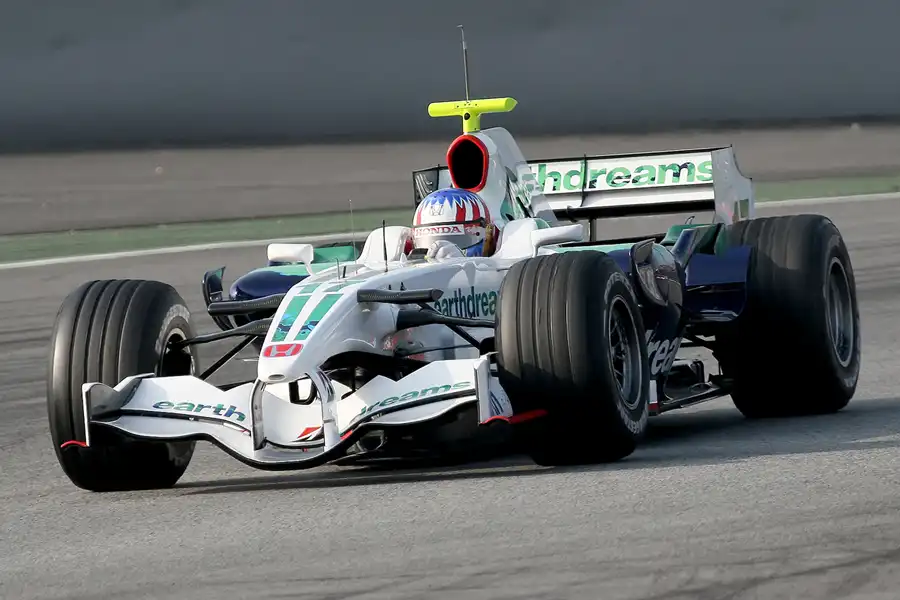 103 | 2008 | Barcelona | Honda RA108 | Alexander Wurz | © carsten riede fotografie