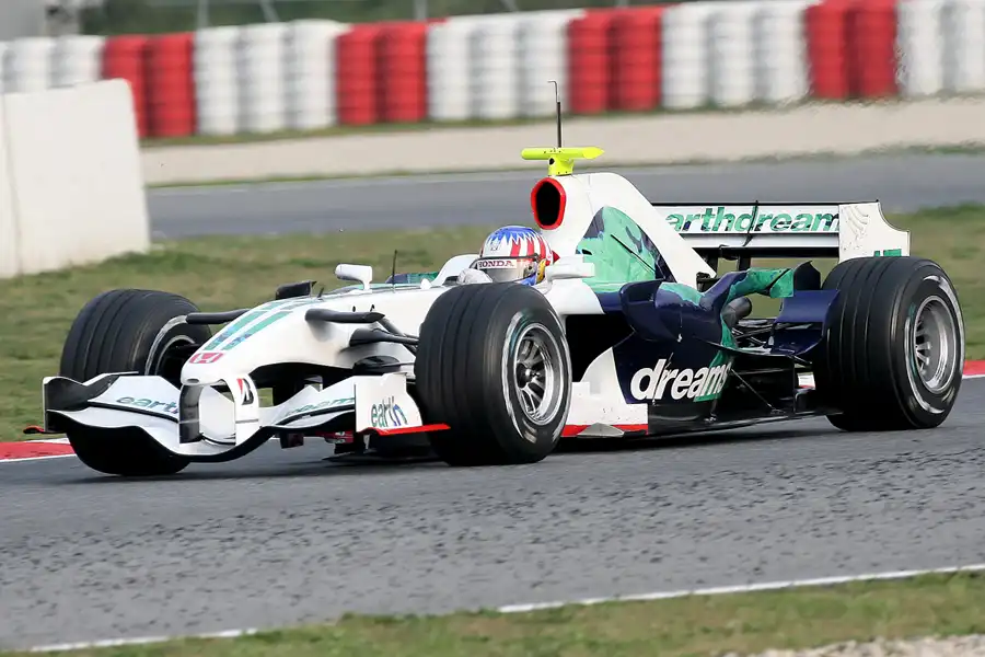 104 | 2008 | Barcelona | Honda RA108 | Alexander Wurz | © carsten riede fotografie