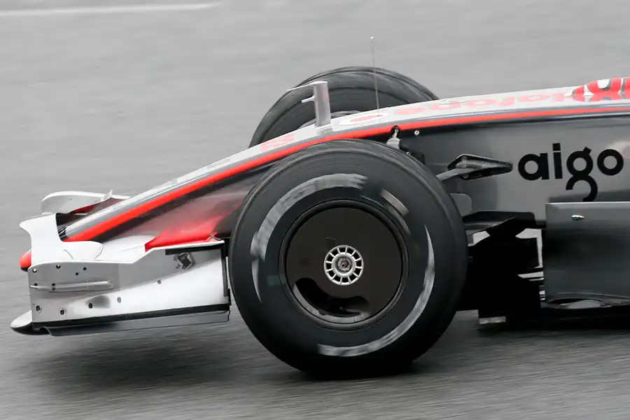 122 | 2008 | Barcelona | McLaren-Mercedes Benz MP4-23 | © carsten riede fotografie