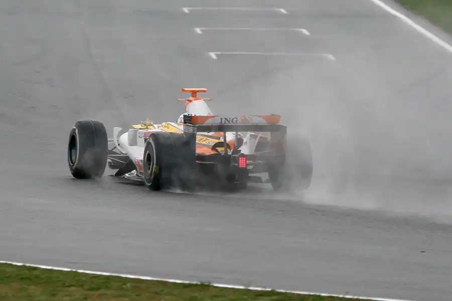 144 | 2008 | Barcelona | Renault R28 | Fernando Alonso | © carsten riede fotografie