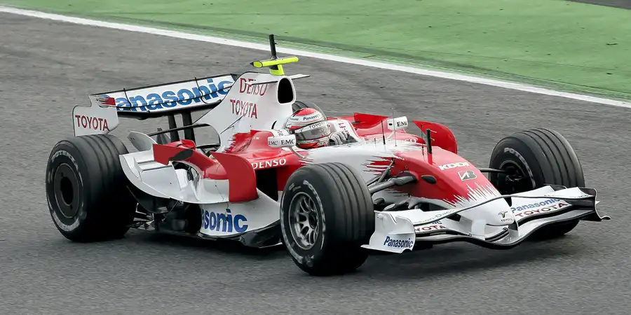 215 | 2008 | Barcelona | Toyota TF108 | Jarno Trulli | © carsten riede fotografie
