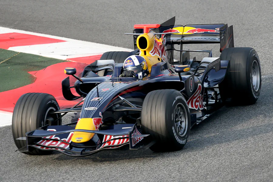 128 | 2008 | Barcelona | Red Bull-Renault RB4 | David Coulthard | © carsten riede fotografie