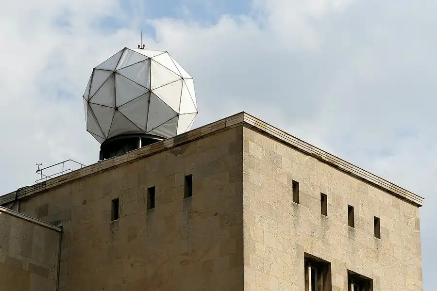 075 | 2008 | Berlin | Flughafen Tempelhof | © carsten riede fotografie
