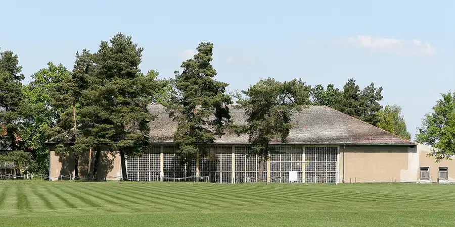 001 | 2008 | Elstal | Olympisches Dorf von 1936 – Die Sporthalle | © carsten riede fotografie