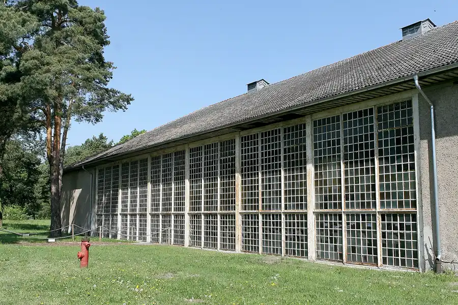 003 | 2008 | Elstal | Olympisches Dorf von 1936 – Die Sporthalle | © carsten riede fotografie
