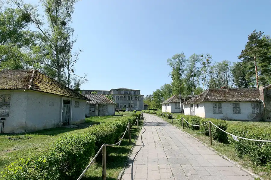 094 | 2008 | Elstal | Olympisches Dorf von 1936 – Die Sportlerunterkünfte | © carsten riede fotografie