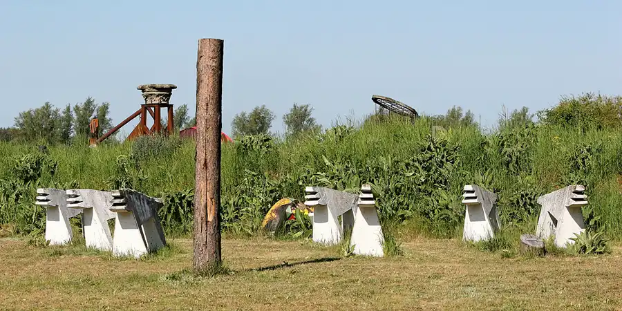 147 | 2008 | Katzow | Skulpturenpark | © carsten riede fotografie