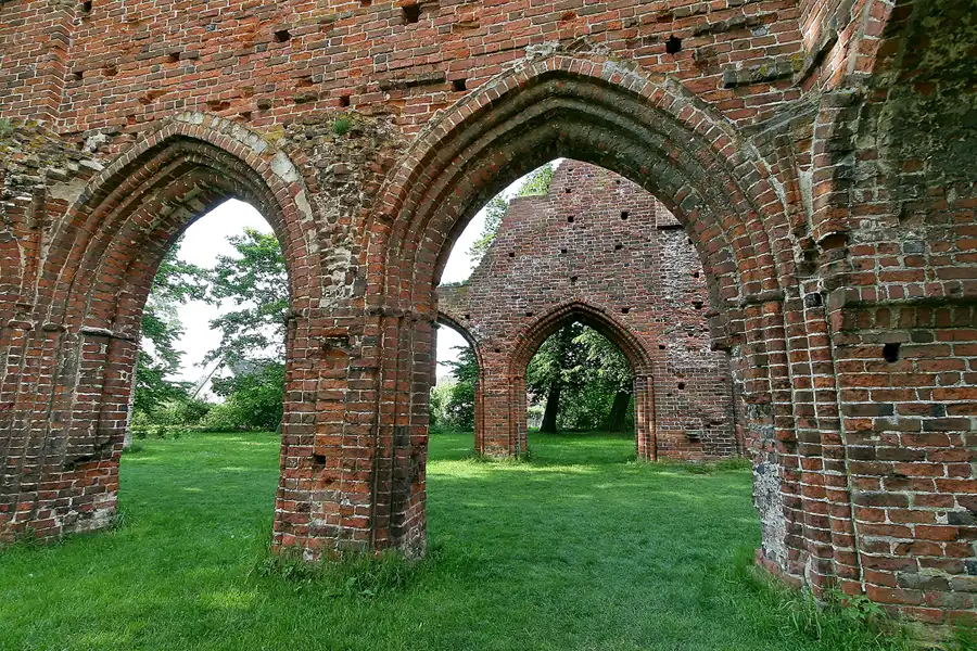 036 | 2008 | Greifswald-Eldena | Kloster | © carsten riede fotografie