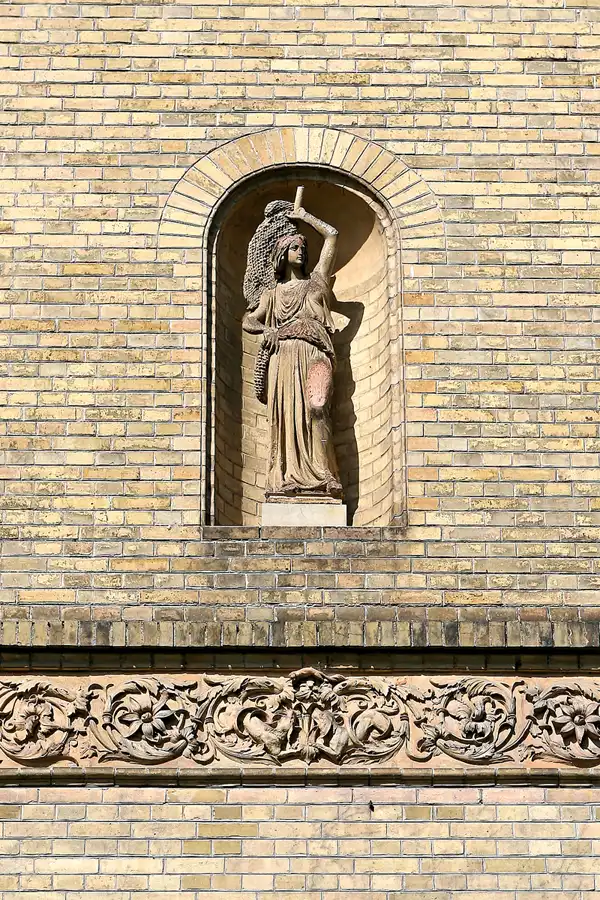 107 | 2008 | Neetzow | Schloss | © carsten riede fotografie