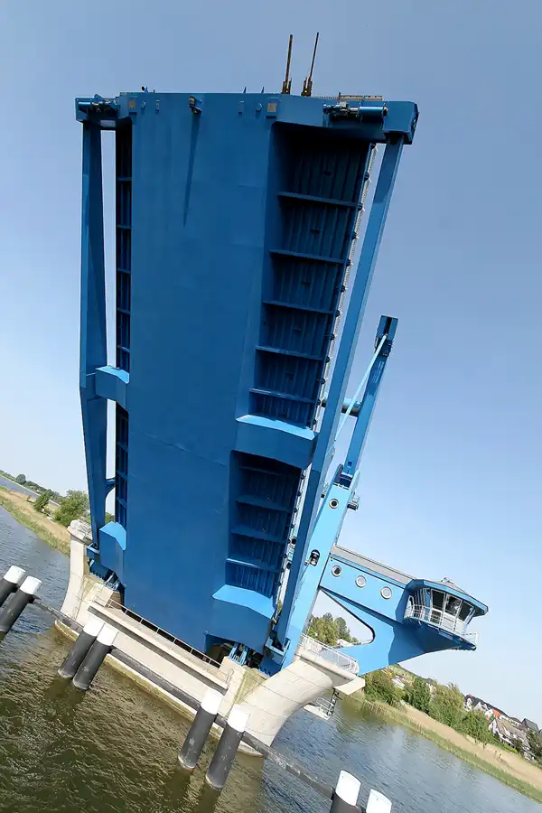 178 | 2008 | Wolgast | Peenebrücke | © carsten riede fotografie