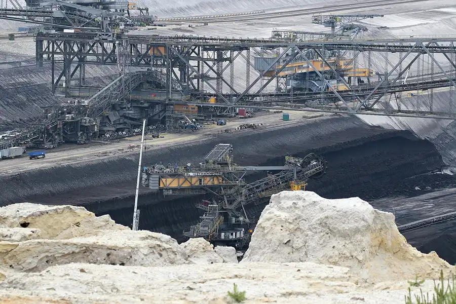 120 | 2008 | Tagebau Welzow-Süd | © carsten riede fotografie