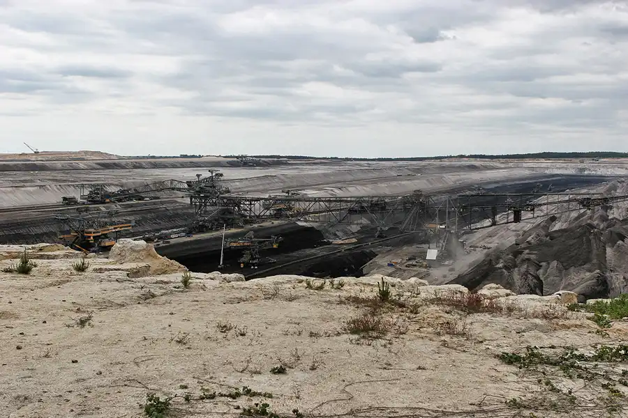 121 | 2008 | Tagebau Welzow-Süd | © carsten riede fotografie