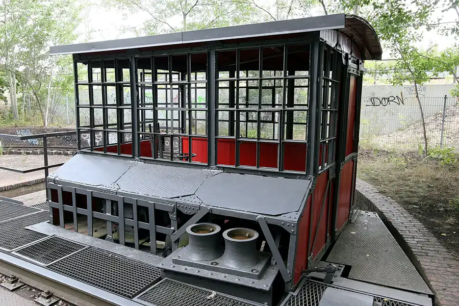 021 | 2008 | Berlin | Natur-Park Schöneberger Südgelände – ehemaliger Rangierbahnhof Tempelhof | © carsten riede fotografie