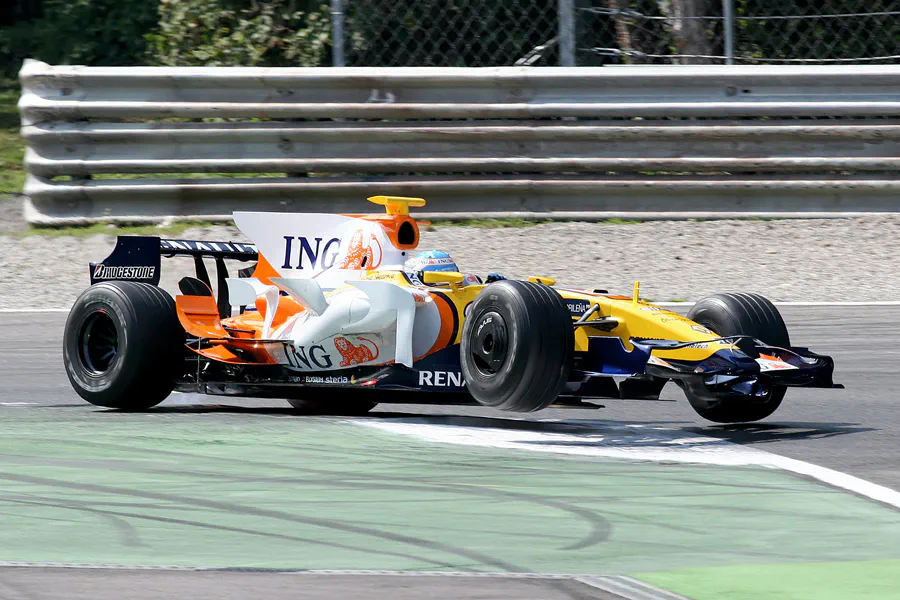087 | 2008 | Monza | Renault R28 | Fernando Alonso | © carsten riede fotografie