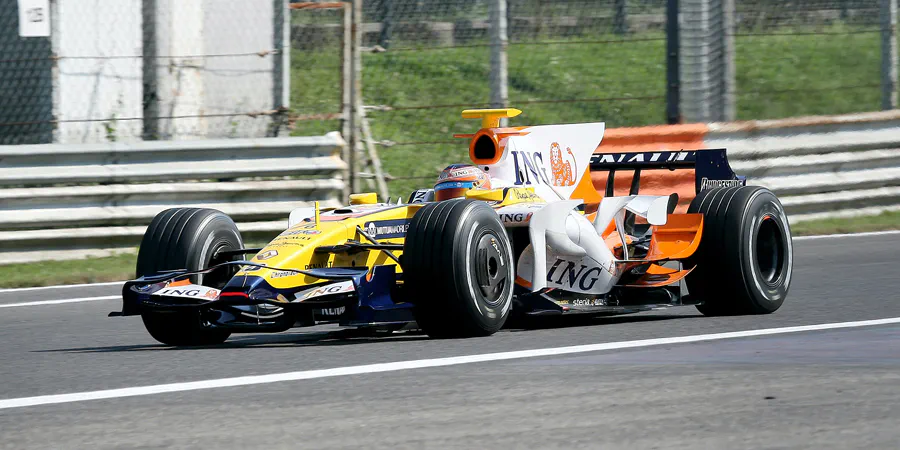 095 | 2008 | Monza | Renault R28 | Nelson Piquet Jr. | © carsten riede fotografie