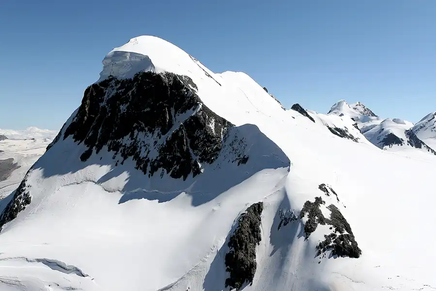 087 | 2008 | Zermatt | Blick vom Matterhorn glacier paradise – Höchster Punkt Europas der per Seilbahn erreichbar ist | © carsten riede fotografie