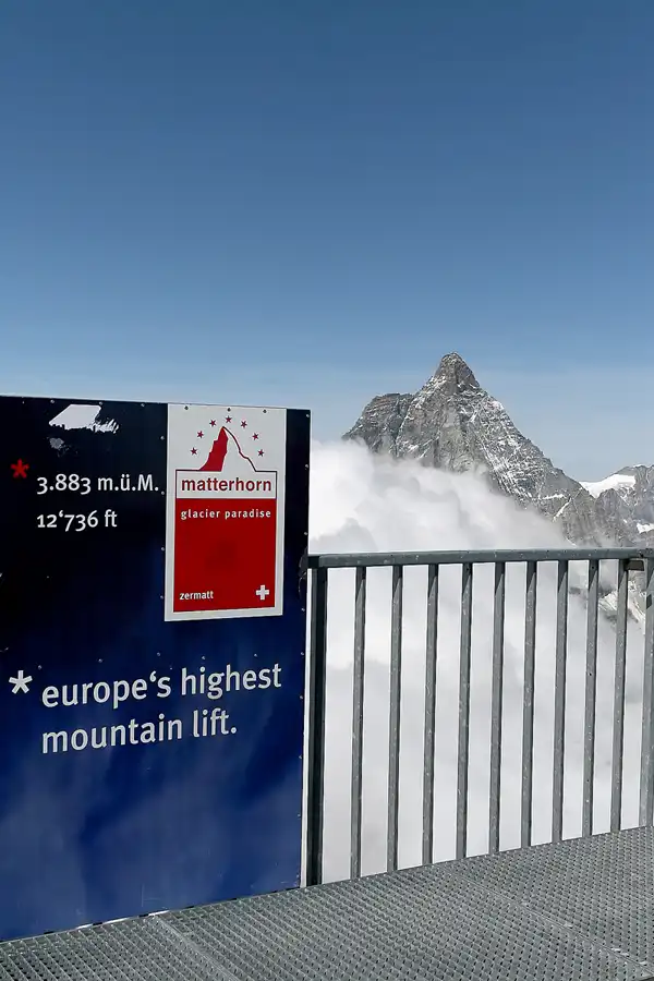 095 | 2008 | Zermatt | Blick vom Matterhorn glacier paradise – Höchster Punkt Europas der per Seilbahn erreichbar ist | © carsten riede fotografie