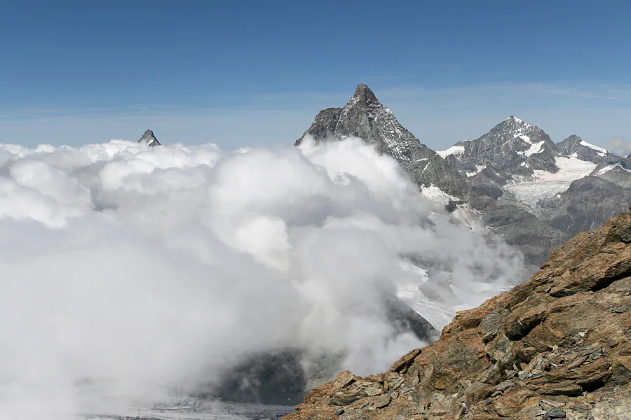 101 | 2008 | Zermatt | Blick vom Matterhorn glacier paradise – Höchster Punkt Europas der per Seilbahn erreichbar ist | © carsten riede fotografie