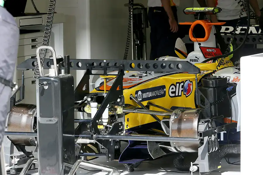 136 | 2008 | Spa-Francorchamps | Renault R28 | © carsten riede fotografie