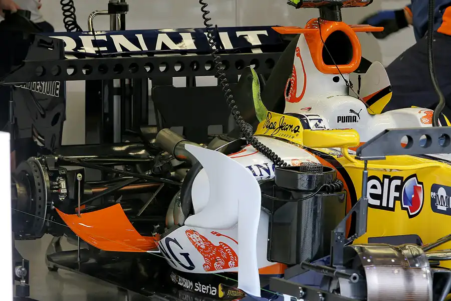 141 | 2008 | Spa-Francorchamps | Renault R28 | © carsten riede fotografie
