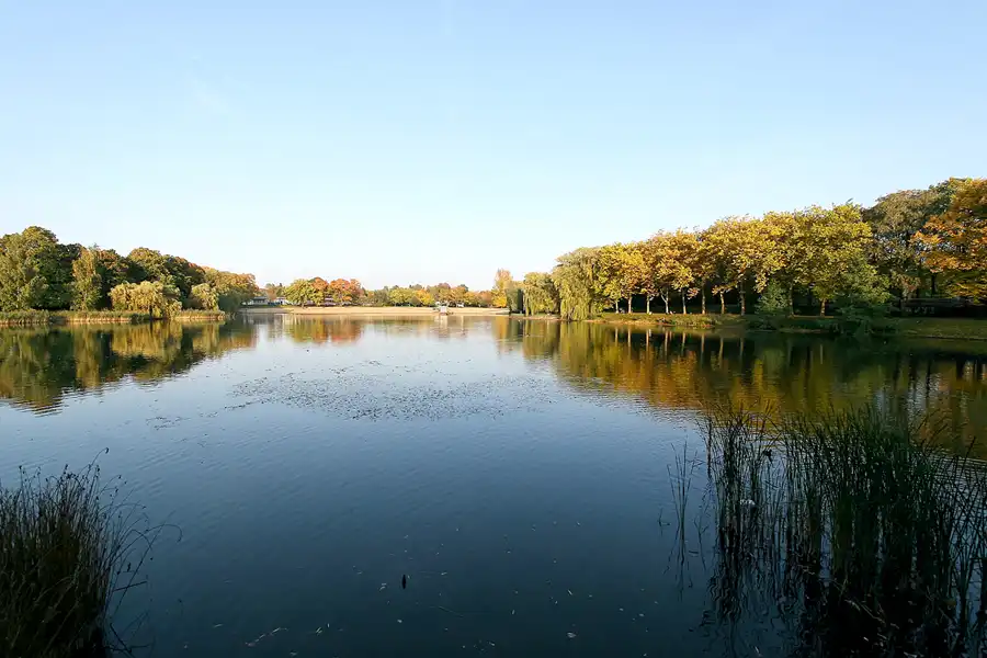 077 | 2008 | Berlin | Obersee-Orankesee-Park | © carsten riede fotografie