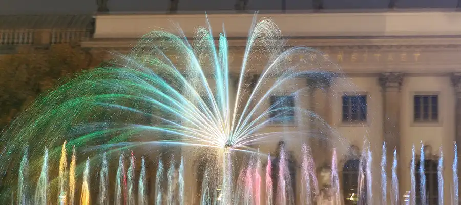 002 | 2008 | Berlin | Festival Of Lights – Flames Of Water | © carsten riede fotografie