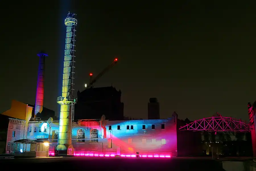 023 | 2008 | Berlin | Festival Of Lights – Brauhofgarten im Victoria-Quartier | © carsten riede fotografie