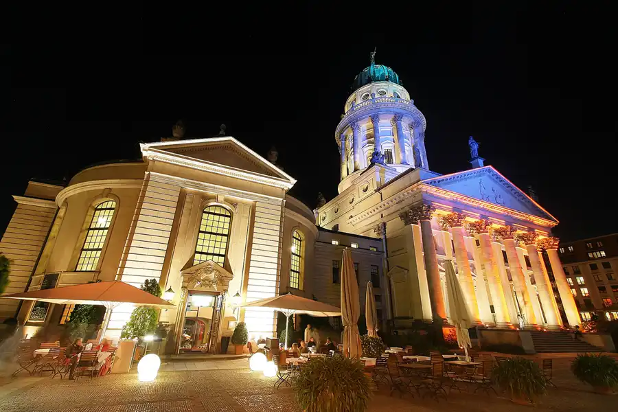 030 | 2008 | Berlin | Festival Of Lights – Gendarmenmarkt | © carsten riede fotografie