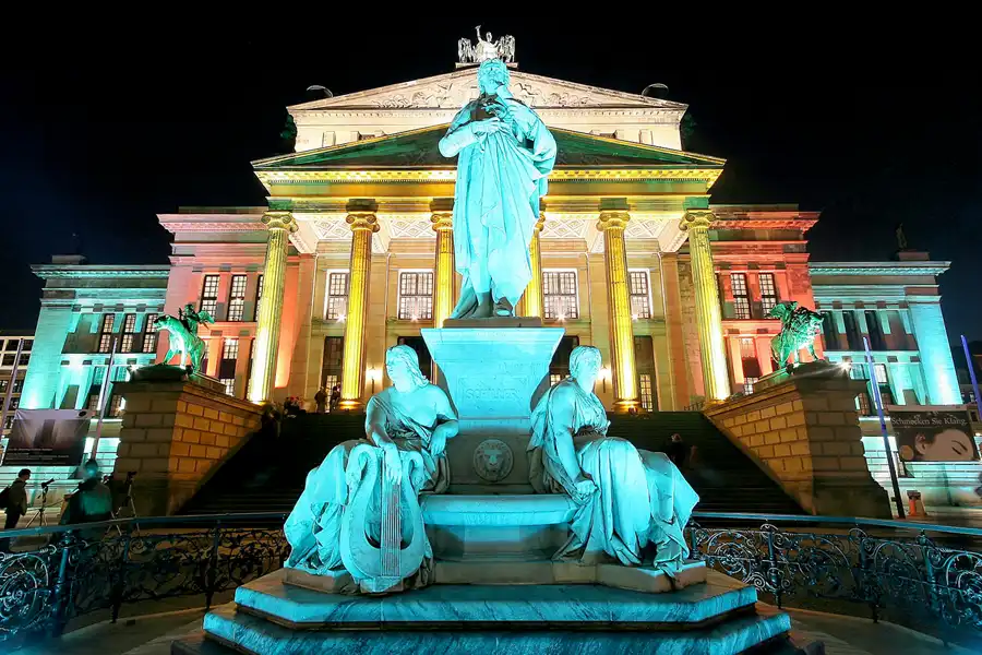 040 | 2008 | Berlin | Festival Of Lights – Gendarmenmarkt | © carsten riede fotografie