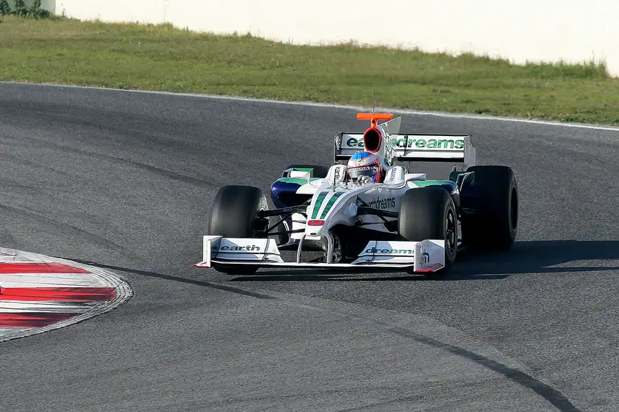 060 | 2008 | Barcelona | Honda RA108 | Jenson Button | © carsten riede fotografie