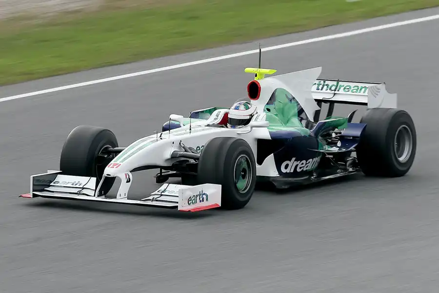 069 | 2008 | Barcelona | Honda RA108 | Lucas Di Grassi | © carsten riede fotografie