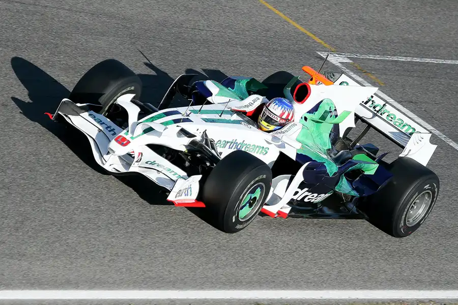 084 | 2008 | Barcelona | Honda RA108 | Alexander Wurz | © carsten riede fotografie