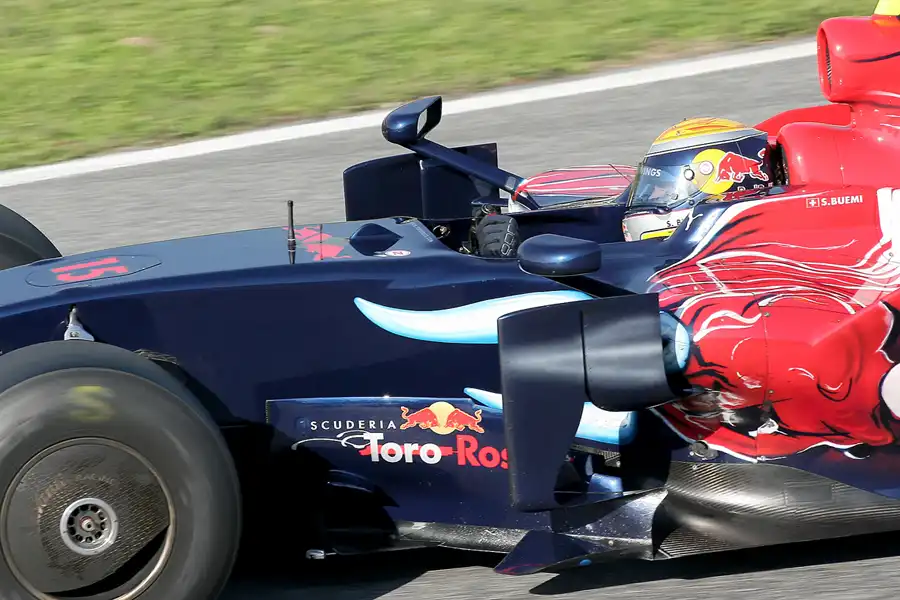 136 | 2008 | Barcelona | Toro Rosso-Ferrari STR3 | Sebastien Buemi | © carsten riede fotografie