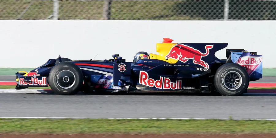 103 | 2008 | Barcelona | Red Bull-Renault RB4 | Sebastian Vettel | © carsten riede fotografie