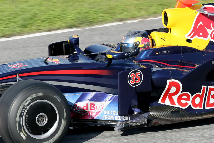 106 | 2008 | Barcelona | Red Bull-Renault RB4 | Sebastian Vettel | © carsten riede fotografie