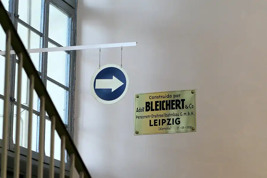 087 | 2008 | Serra De Montserrat | Funicular Aeri de Montserrat | © carsten riede fotografie