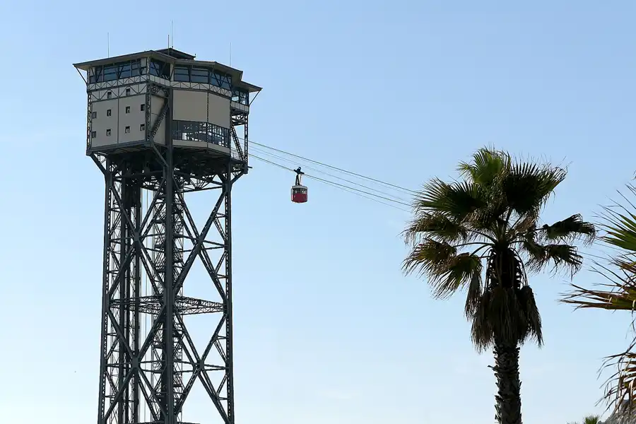 050 | 2008 | Barcelona | Torre de St. Sebastia | © carsten riede fotografie