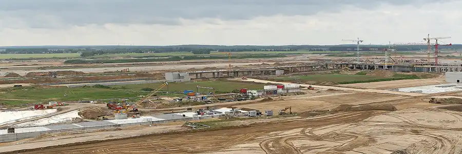 021 | 2009 | Berlin | Baustelle Flughafen BER | © carsten riede fotografie