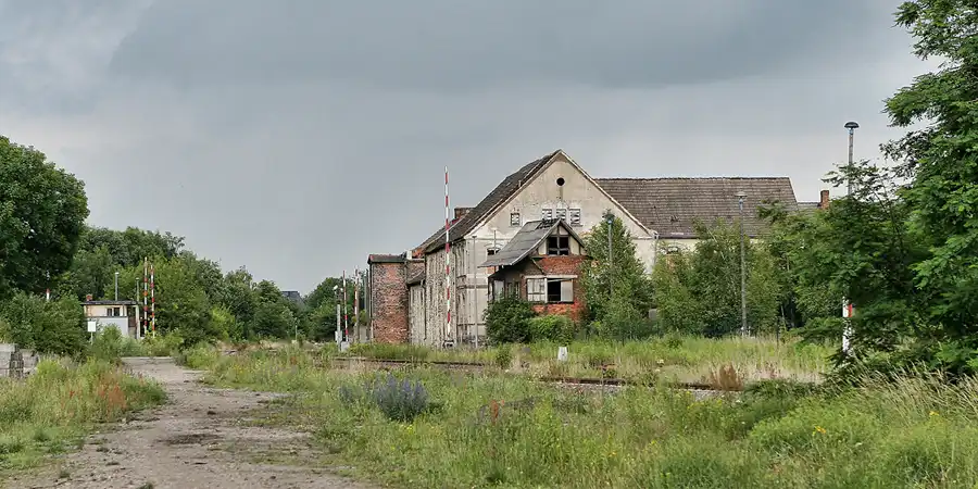 037 | 2009 | Oschersleben | Bahnhof | © carsten riede fotografie