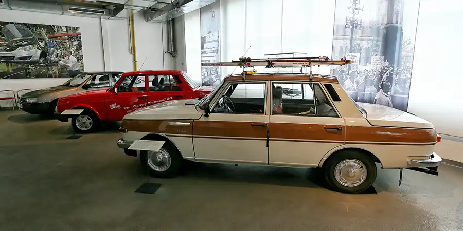 030 | 2009 | Eisenach | Automobile Welt | © carsten riede fotografie