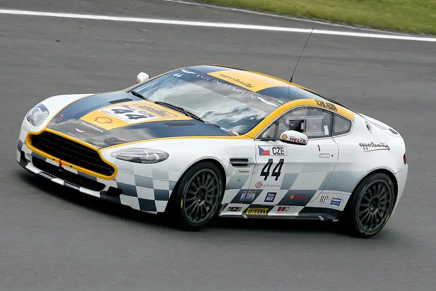 121 | 2009 | Motorsport Arena Oschersleben | GT4 European Cup | © carsten riede fotografie