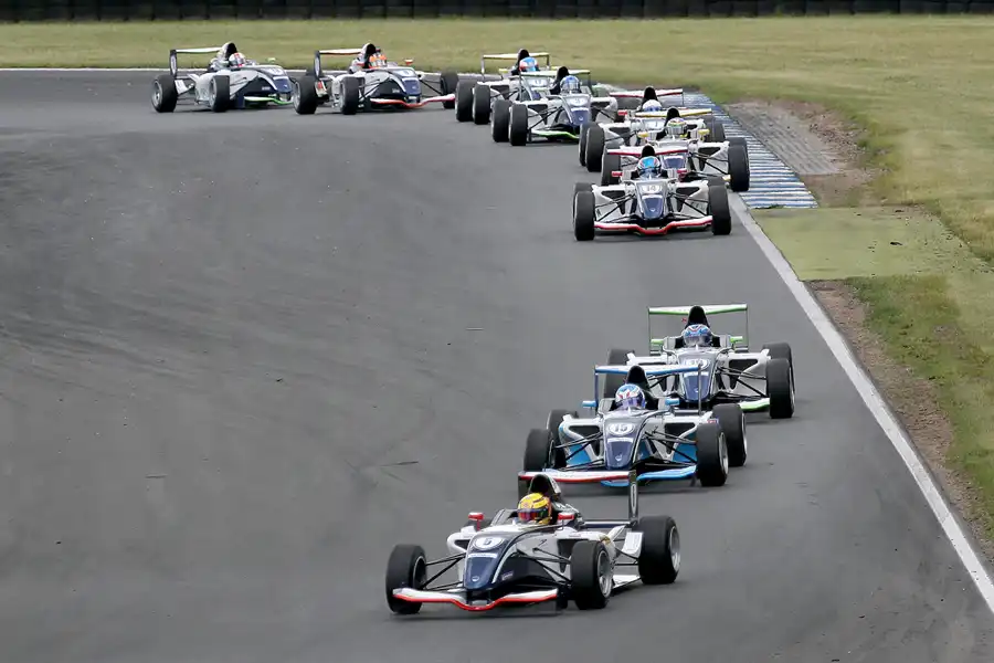 198 | 2009 | Motorsport Arena Oschersleben | Formul' Academy Euro Series | © carsten riede fotografie