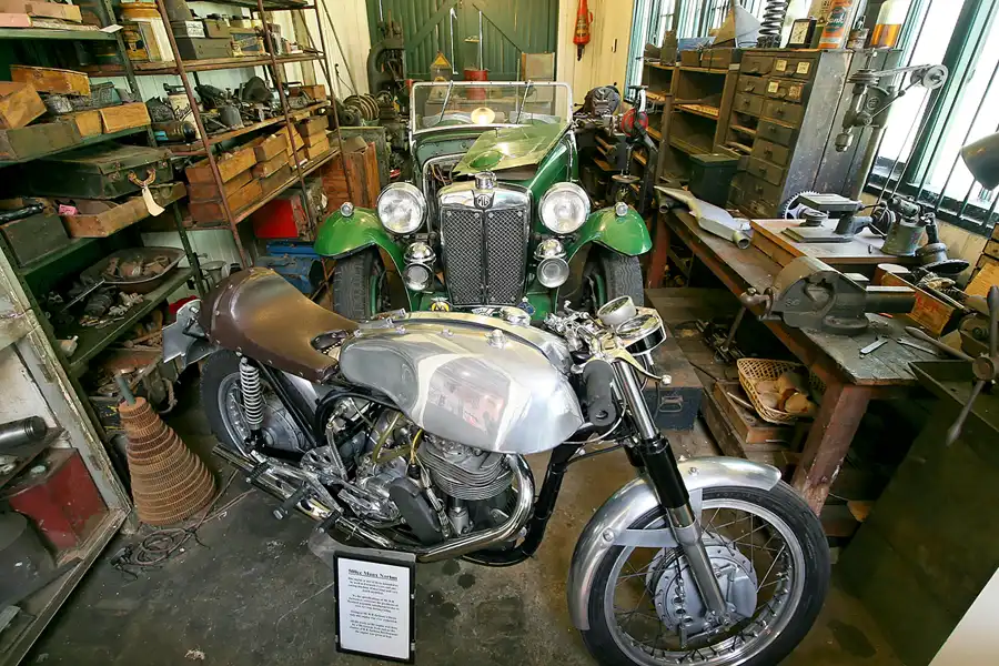 026 | 2009 | Brooklands | Brooklands Museum | © carsten riede fotografie