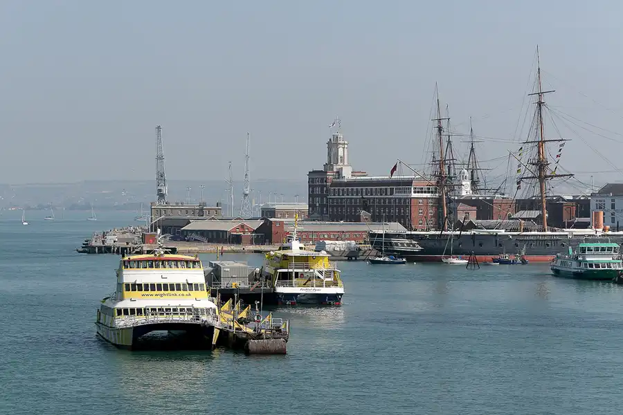 004 | 2009 | Portsmouth | © carsten riede fotografie