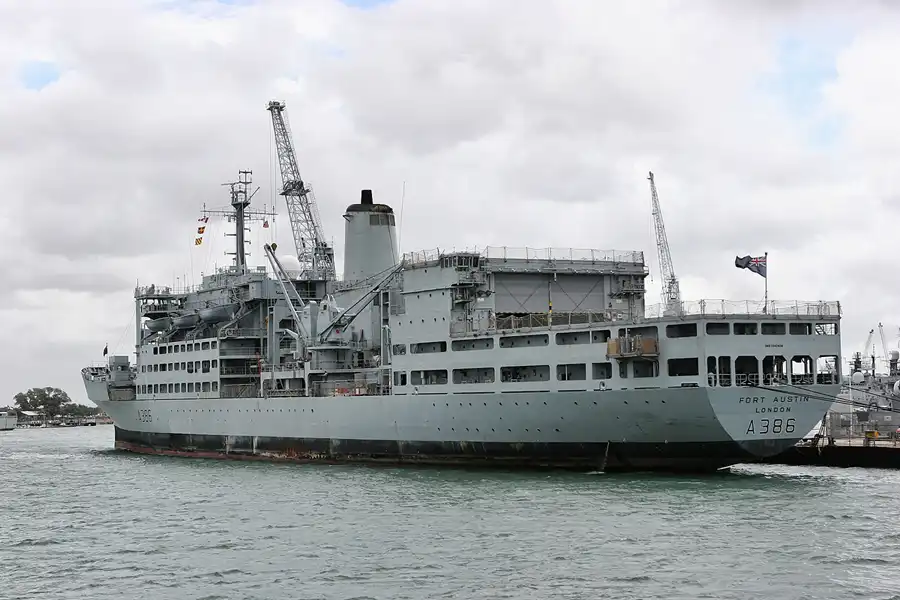 024 | 2009 | Portsmouth | © carsten riede fotografie