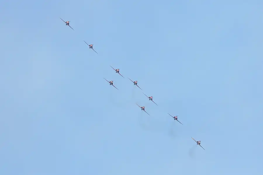 114 | 2009 | Goodwood | Festival Of Speed | Red Arrows Air Display | © carsten riede fotografie