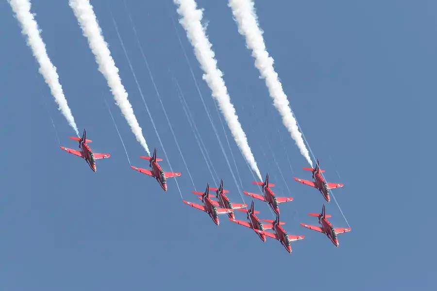 116 | 2009 | Goodwood | Festival Of Speed | Red Arrows Air Display | © carsten riede fotografie